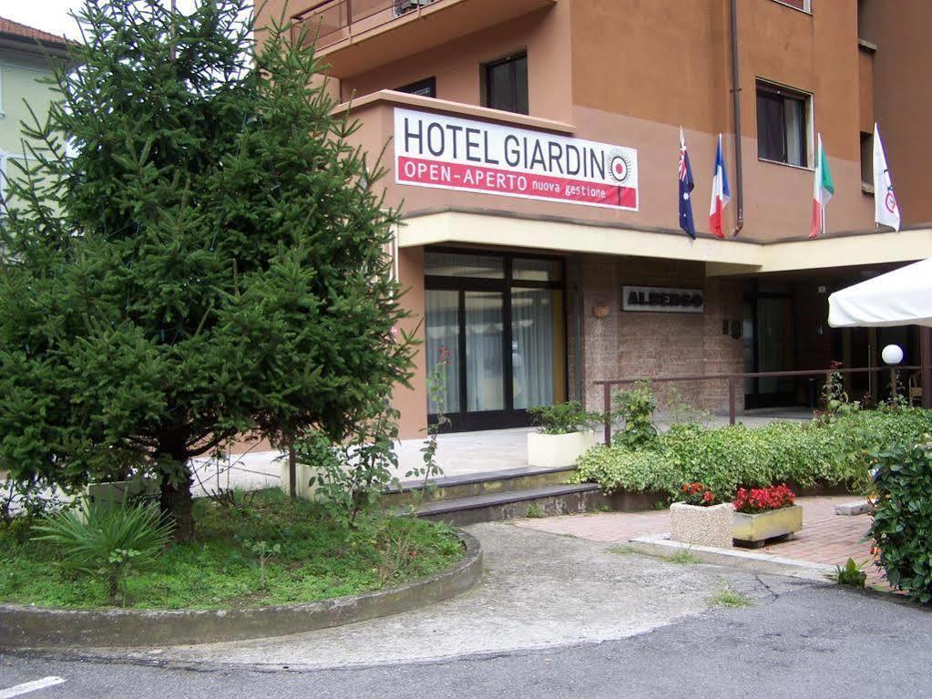 Hotel Giardino Breno Buitenkant foto